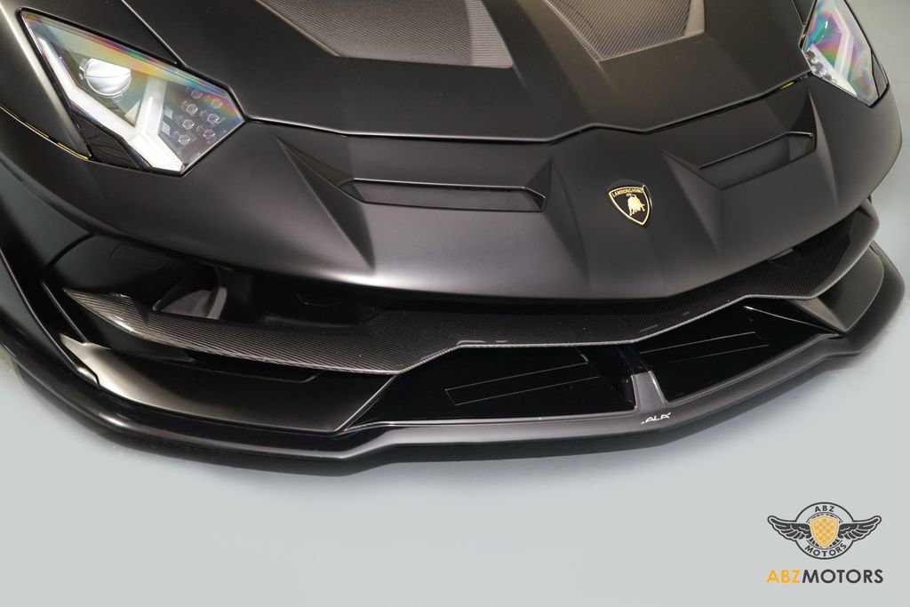 Used 2019 Lamborghini Aventador SVJ image 18