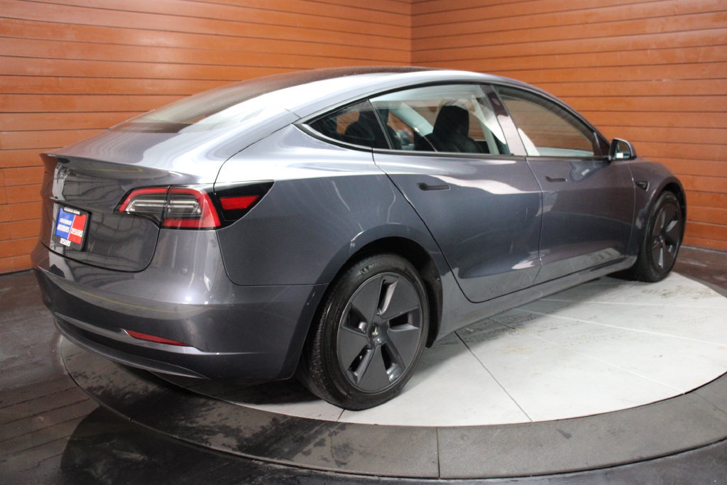 Used 2023 Tesla Model 3 Standard Range RWD image 3
