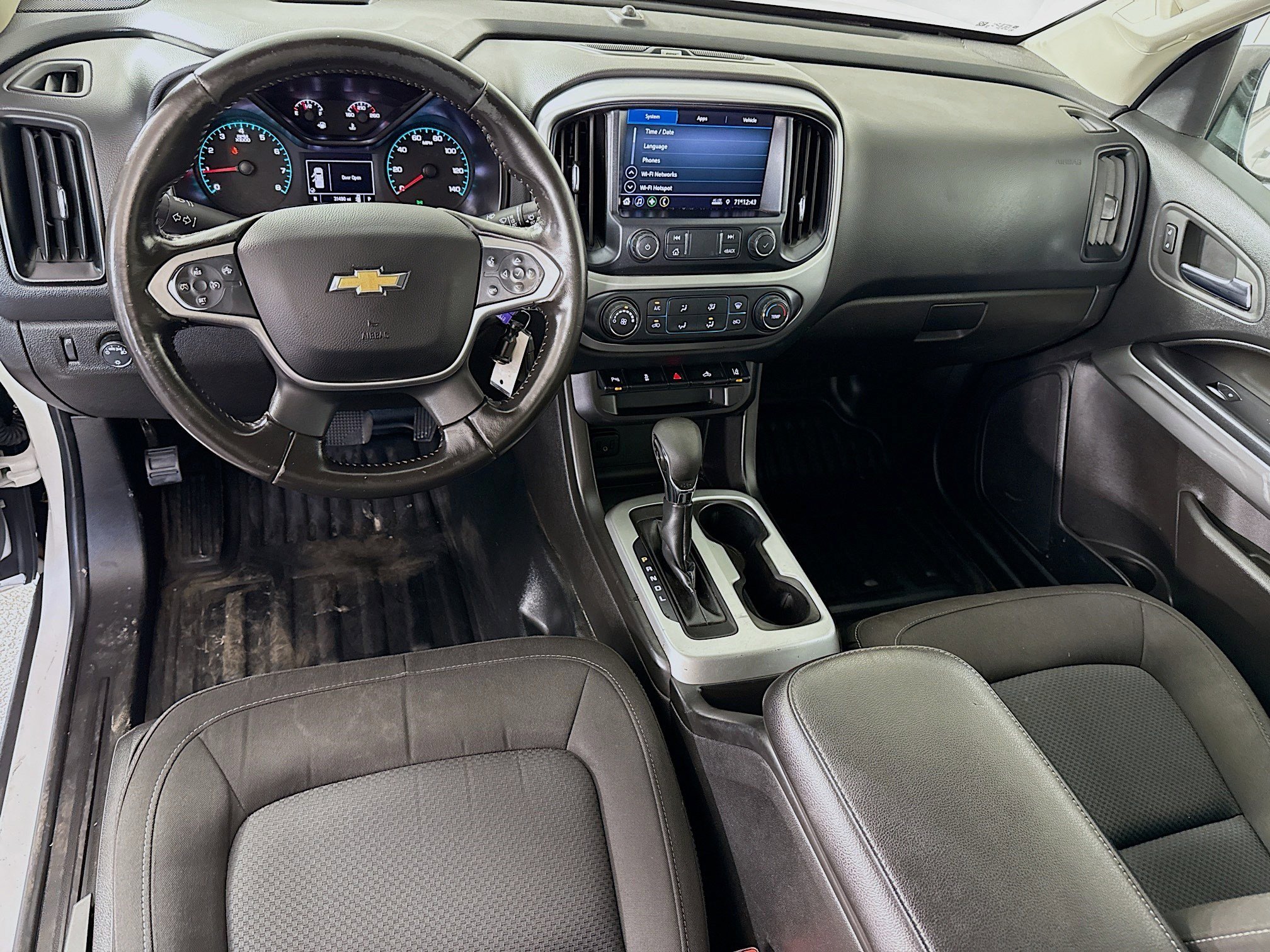 Used 2022 Chevrolet Colorado LT w/ Fleet Safety Package image 17