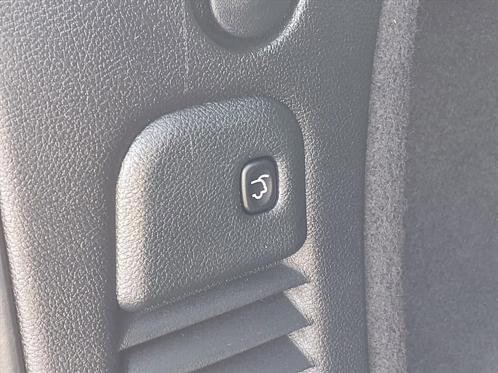 Used 2023 Dodge Durango GT image 30