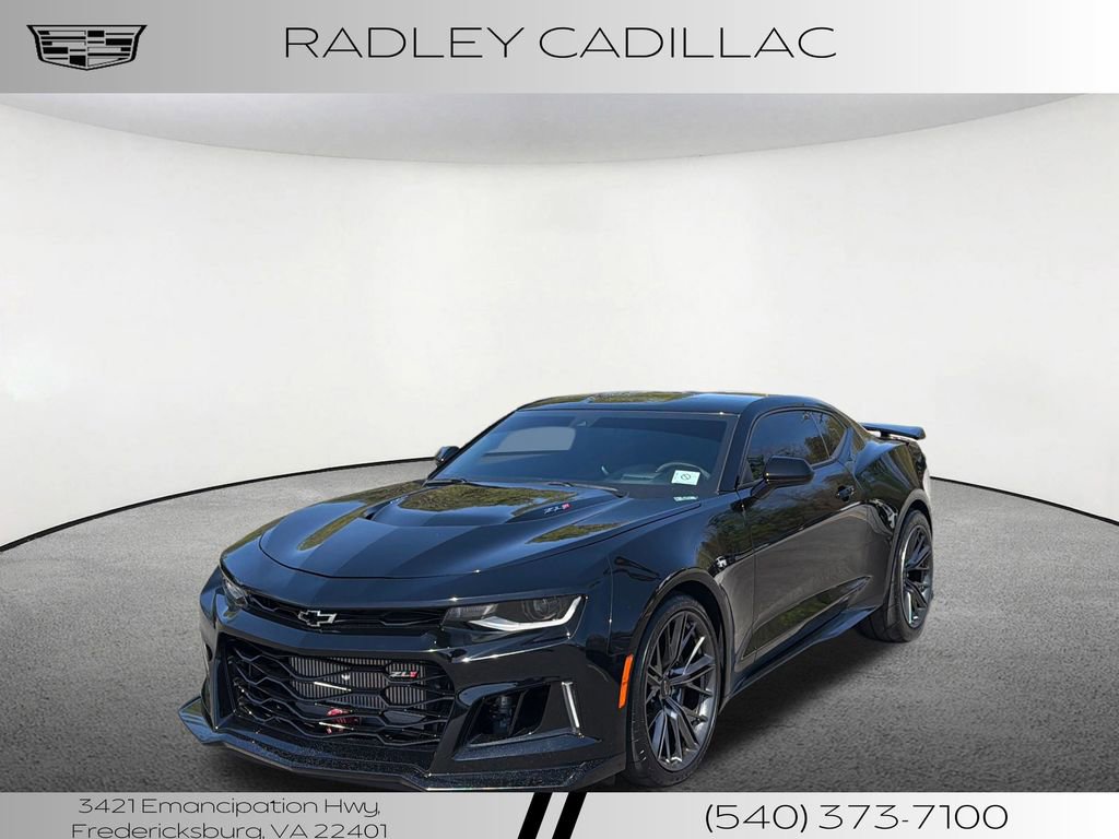 Used 2020 Chevrolet Camaro ZL1 image 1