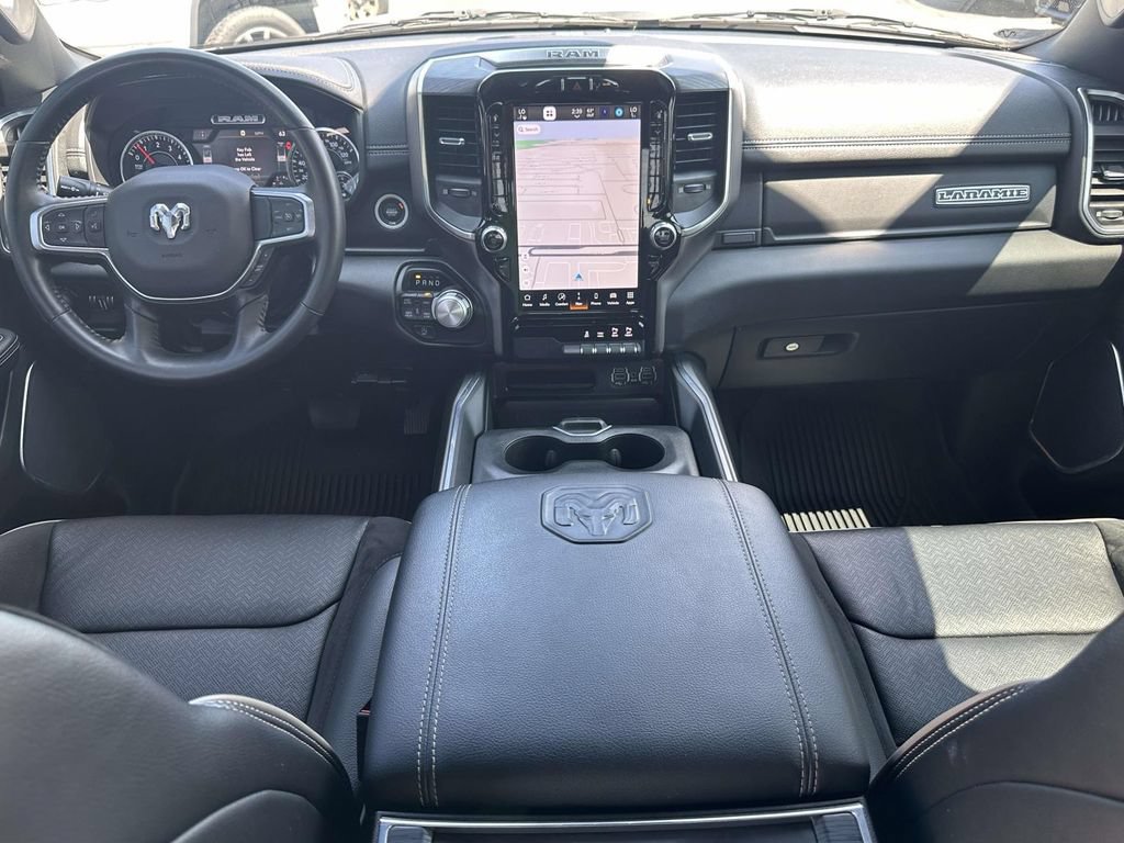 Used 2023 RAM 1500 Laramie AWD/4WD image 16