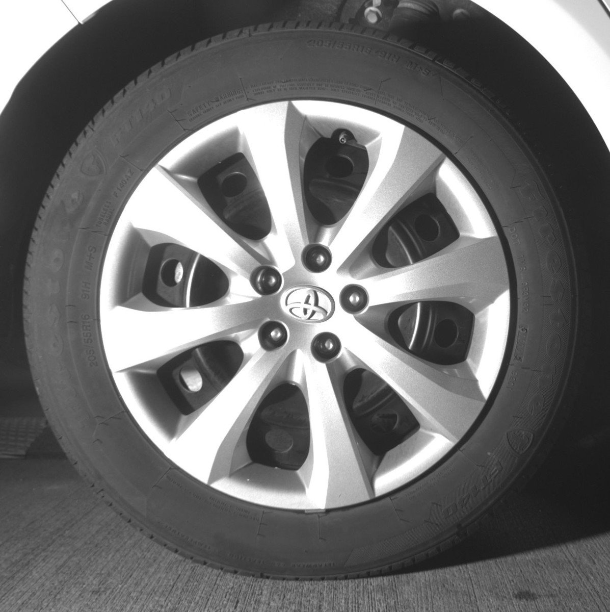 Used 2025 Toyota Corolla LE FWD image 15