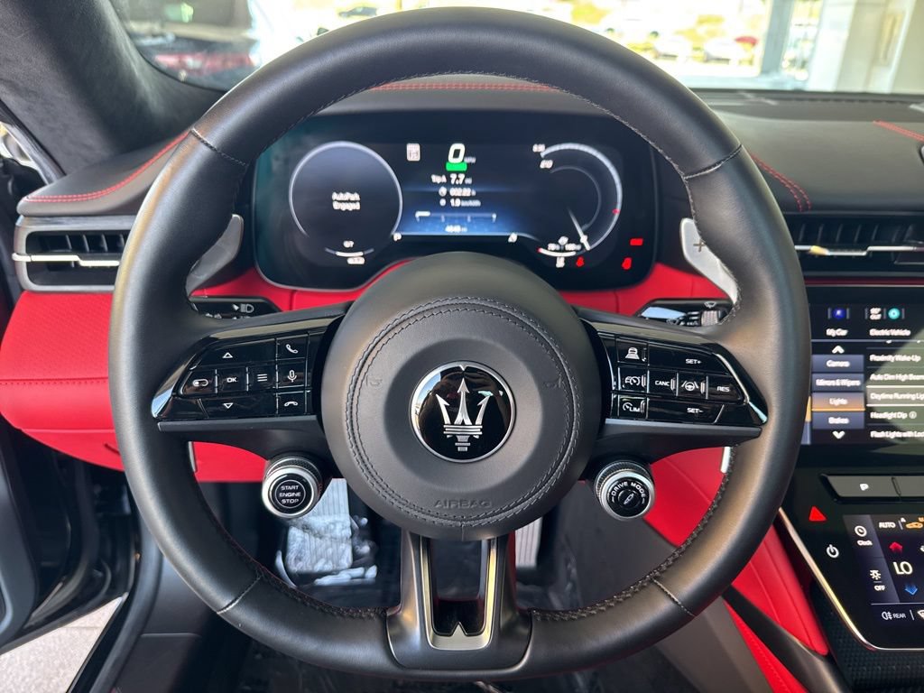 Certified 2025 Maserati GranTurismo Folgore AWD/4WD image 11