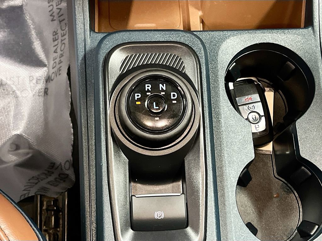 Used 2022 Ford Maverick Lariat w/ Lariat Luxury Package image 16