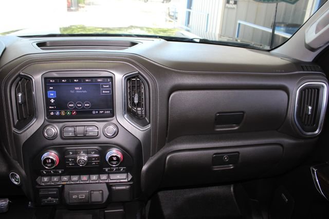 Used 2023 GMC Sierra 3500 Denali w/ Denali Ultimate Package AWD/4WD image 32