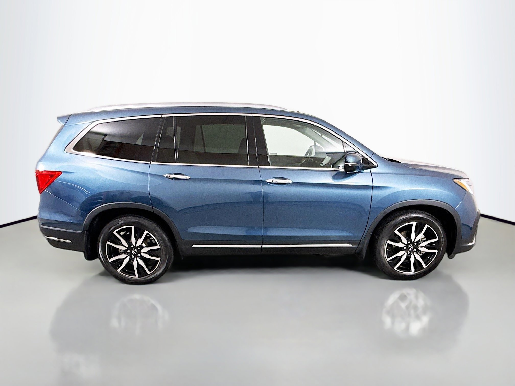 Used 2020 Honda Pilot Touring image 8