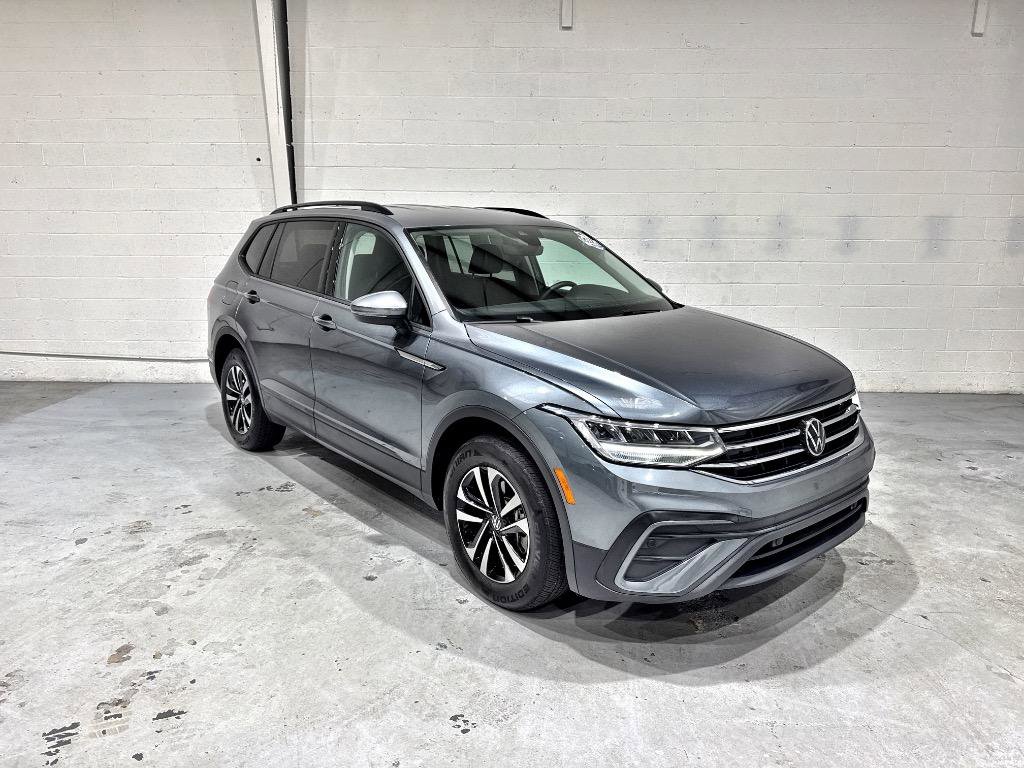Used 2022 Volkswagen Tiguan S image 4