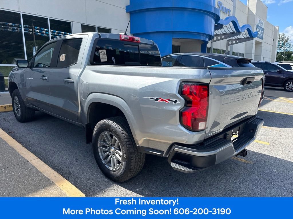 Used 2024 Chevrolet Colorado LT w/ LT Convenience Package AWD/4WD image 9