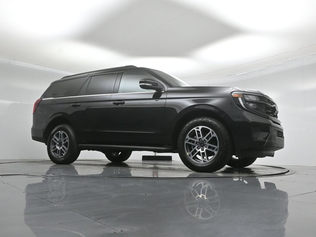 New 2026 Ford Expedition Active AWD/4WD image 3