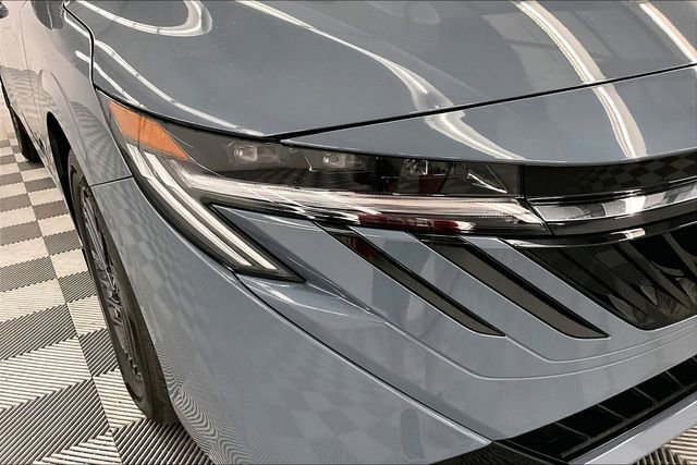 New 2026 Nissan Sentra SV FWD image 14