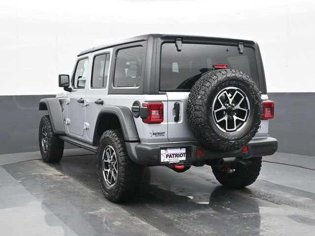 Used 2024 Jeep Wrangler Unlimited Rubicon w/ Capability Package image 2