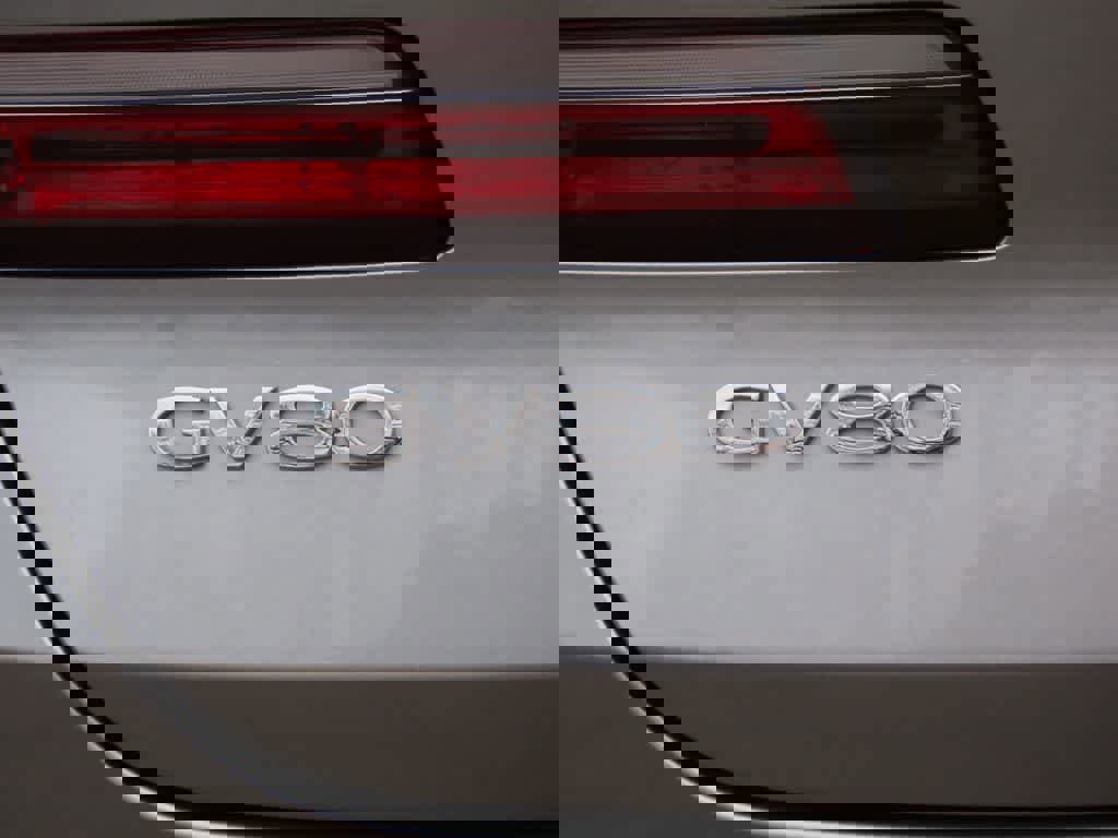 Used 2023 Genesis GV80 2.5T w/ Prestige 20" Package image 8