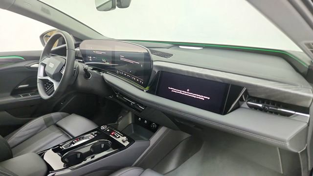 Used 2025 Audi A6 e-tron Prestige w/ Black Warm Weather Package image 21