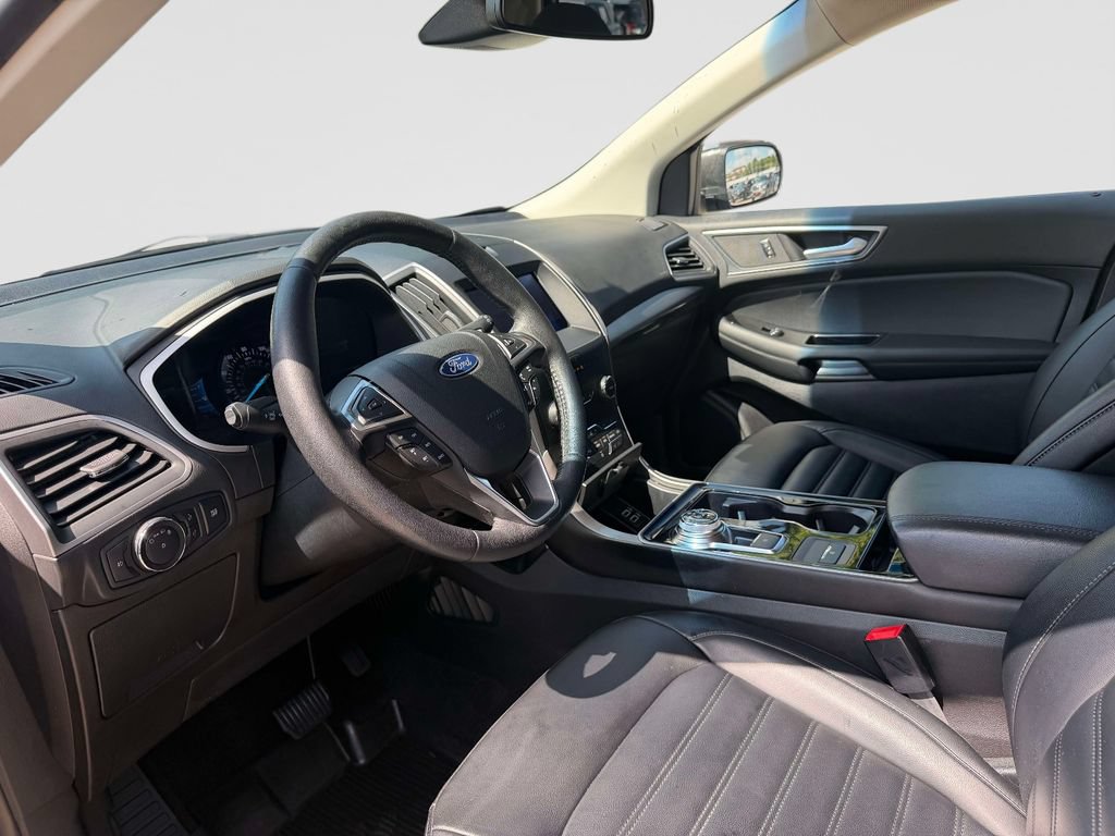 Used 2019 Ford Edge SEL w/ Equipment Group 201A AWD/4WD image 23