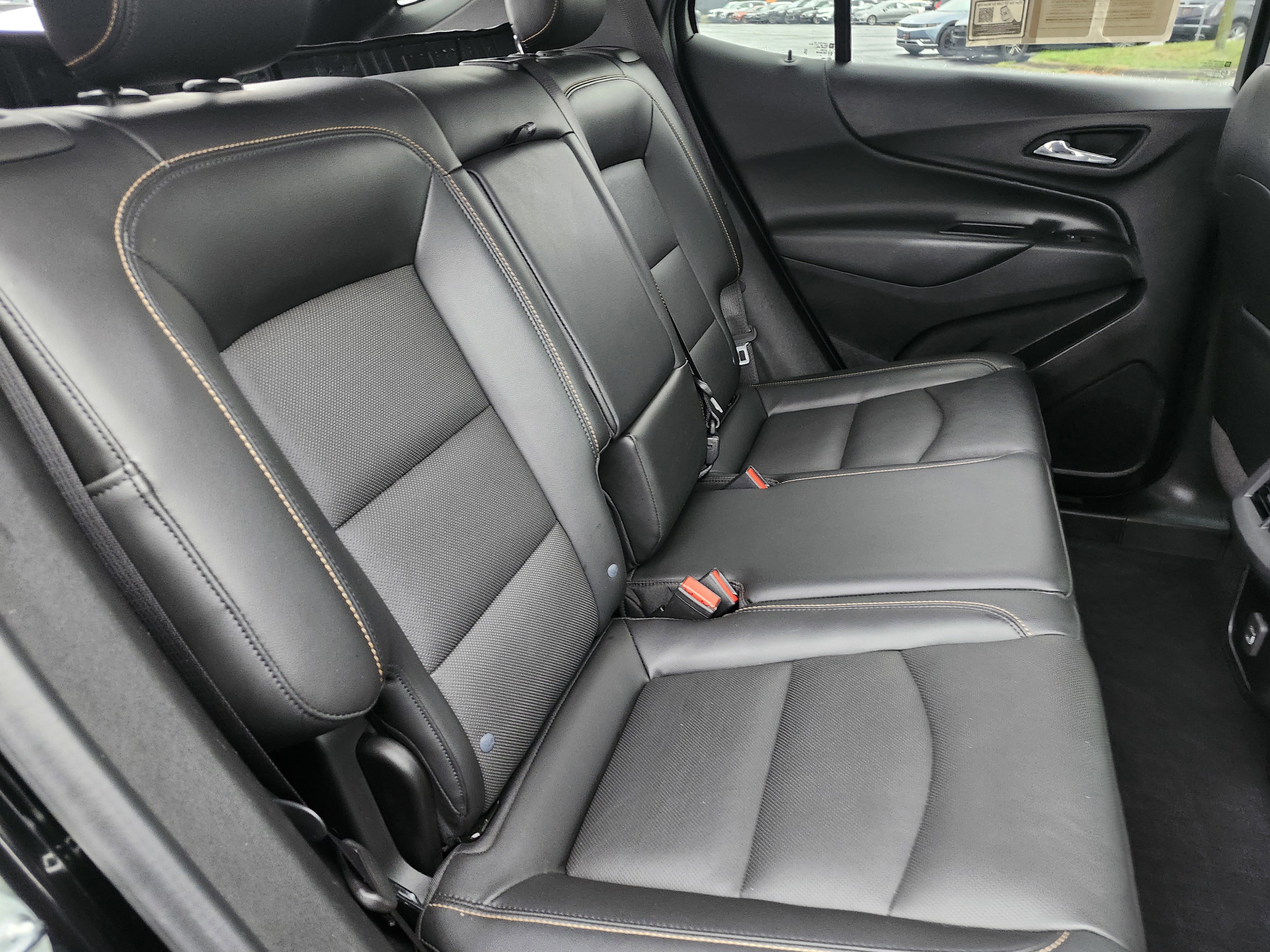 Used 2020 Chevrolet Equinox LT w/ Midnight Edition image 14