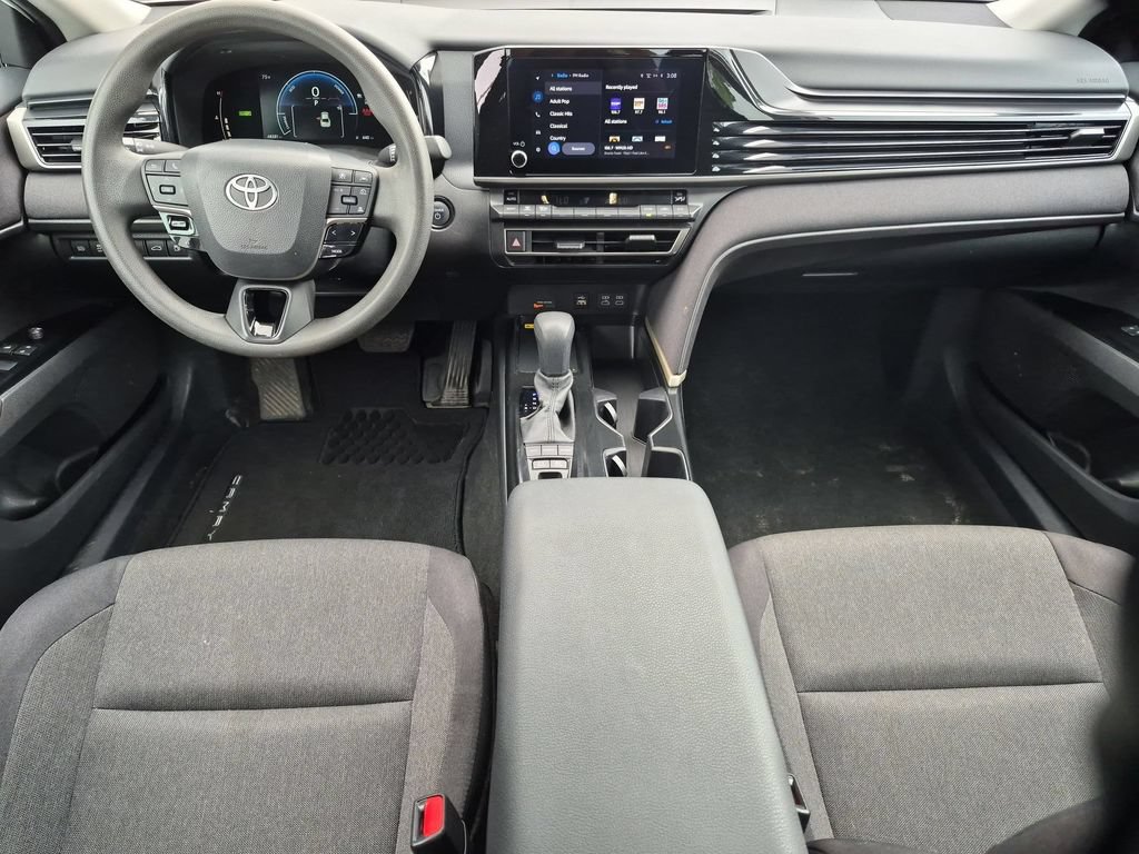 Used 2025 Toyota Camry LE FWD image 25