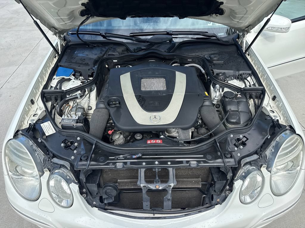 Used 2008 Mercedes-Benz E 350 4MATIC Sedan image 35