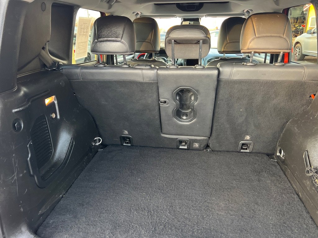 Used 2017 Jeep Renegade Trailhawk w/ Premium Trailhawk Package image 31