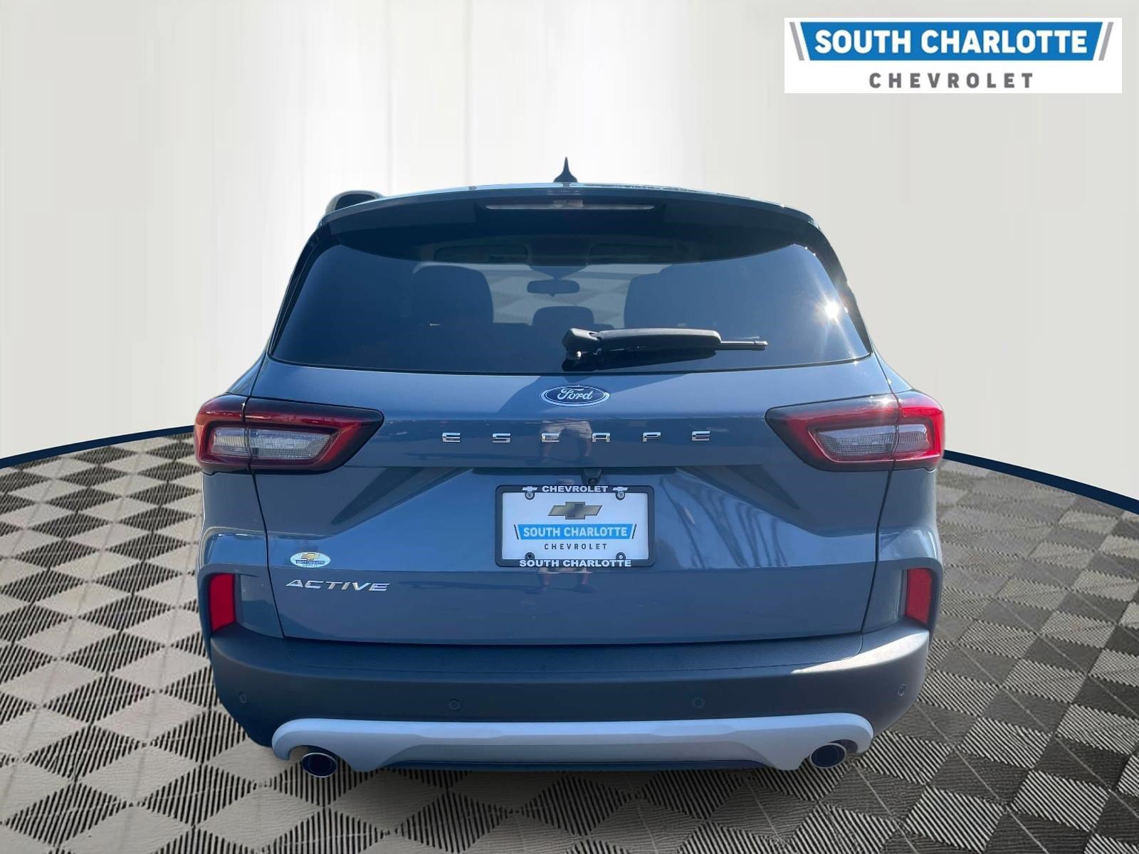 Used 2023 Ford Escape Active w/ Tech Pack #2 FWD image 5