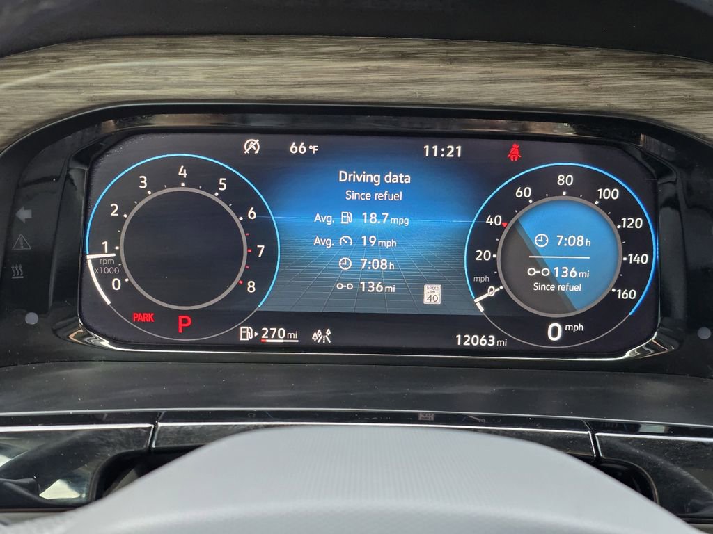 Used 2025 Volkswagen Atlas SEL Premium R-Line image 13