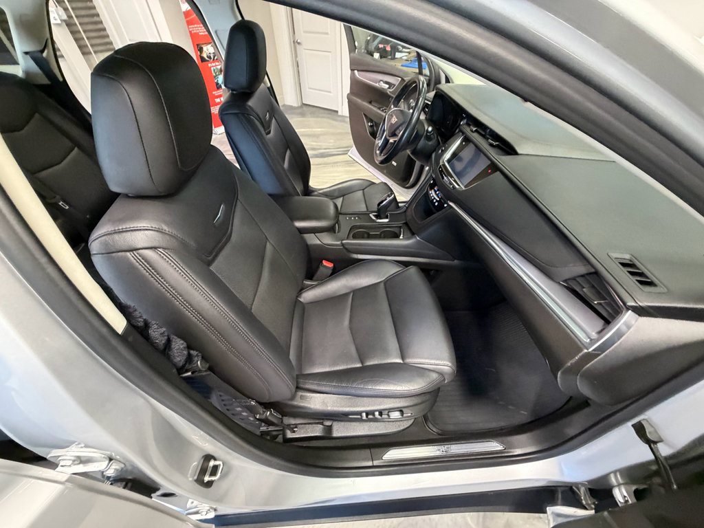 Used 2019 Cadillac XT5 Luxury AWD/4WD image 43