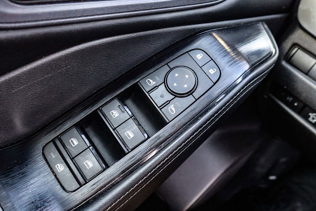 Used 2024 Nissan Rogue SV image 21