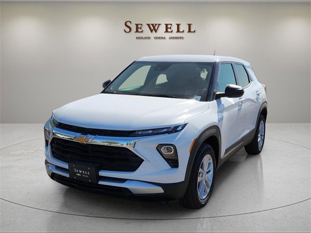 Used 2025 Chevrolet TrailBlazer LS w/ LS Convenience Package image 1