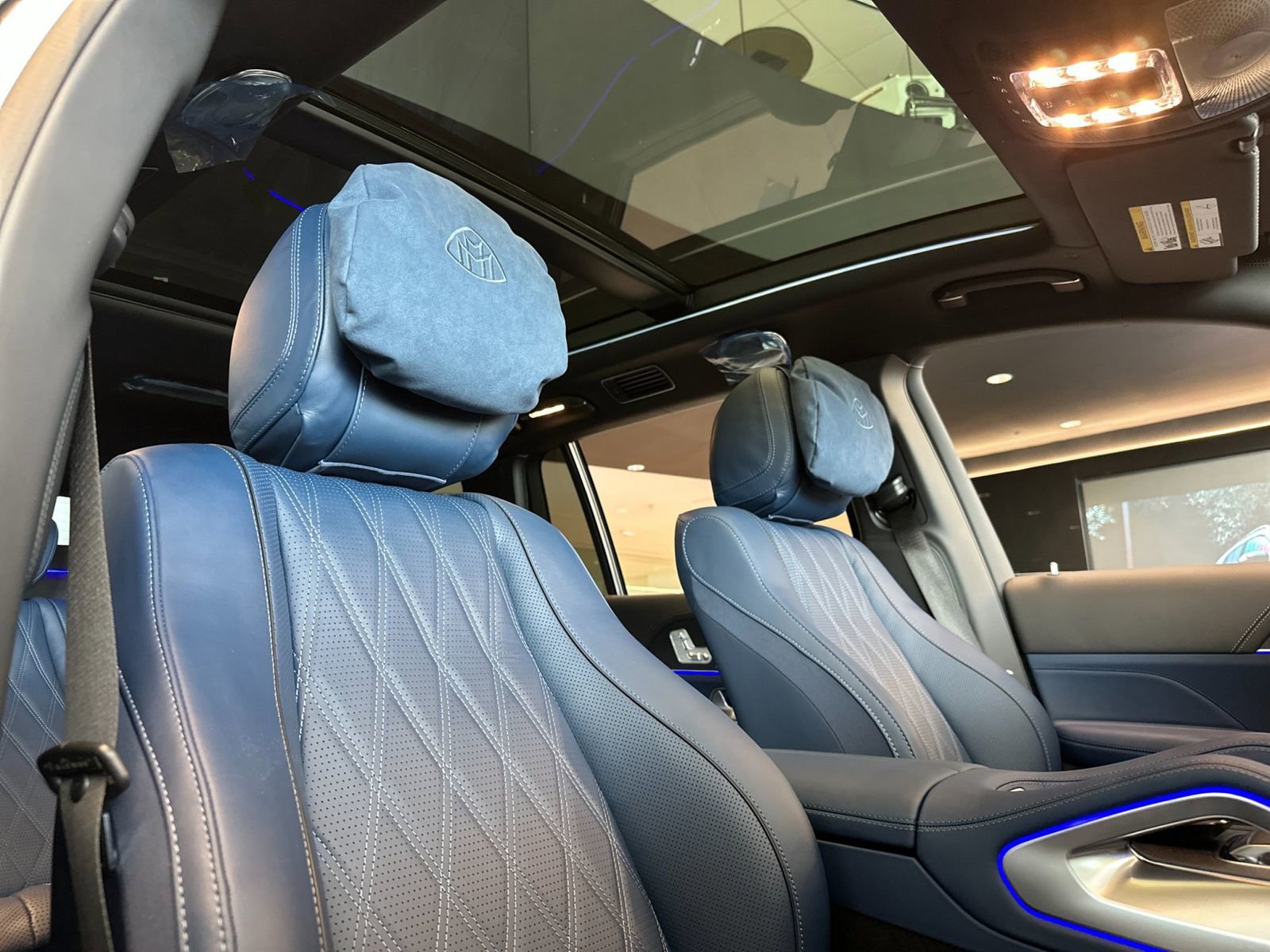 New 2026 Mercedes-Benz Maybach GLS 600 4MATIC image 17