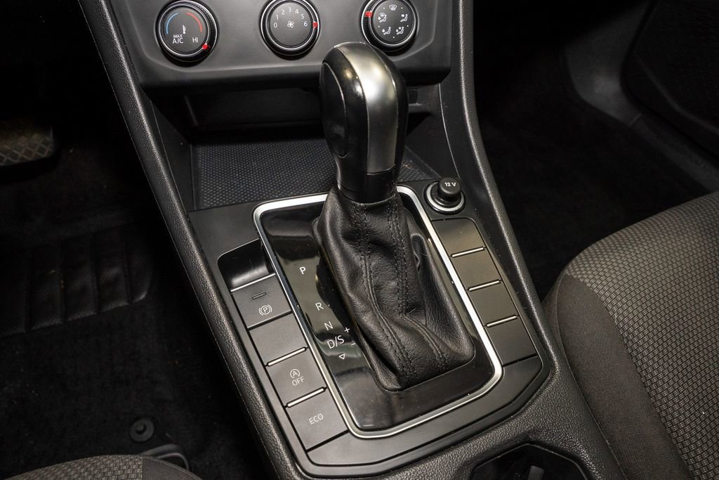 Used 2021 Volkswagen Jetta S w/ Driver Assistance Package image 14