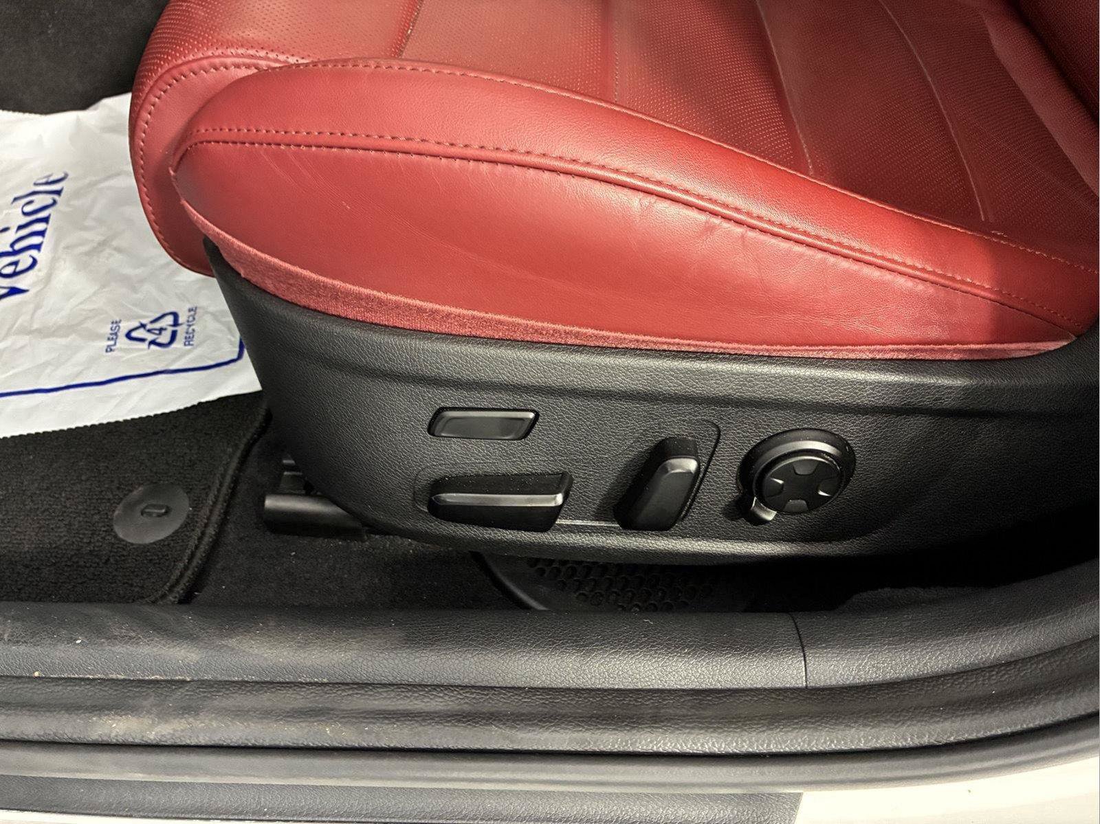 Used 2018 Kia Stinger GT2 RWD image 30
