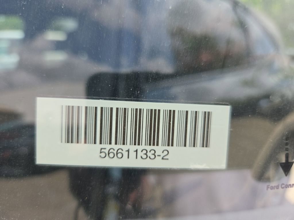 Used 2025 Ford Escape ST-Line image 6