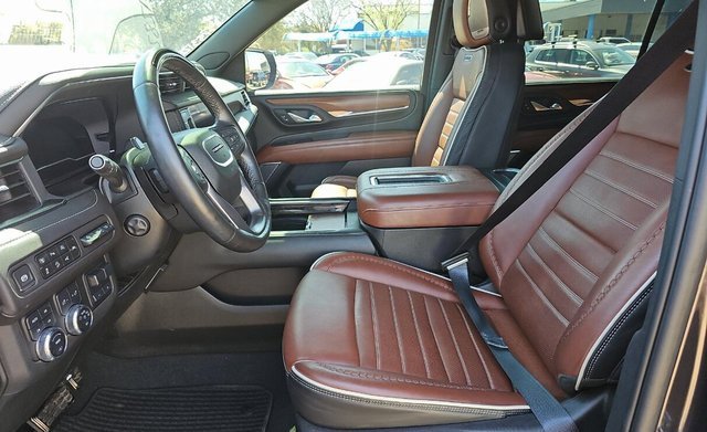 Used 2024 GMC Yukon XL Denali Ultimate image 6