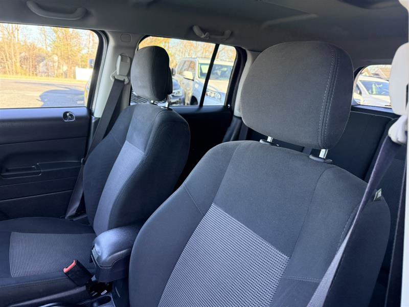 Used 2014 Jeep Patriot Sport FWD image 20