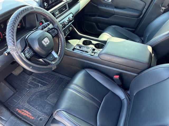 Used 2024 Honda Pilot TrailSport image 9
