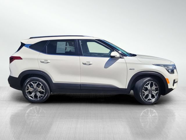 Used 2021 Kia Seltos EX AWD/4WD image 3