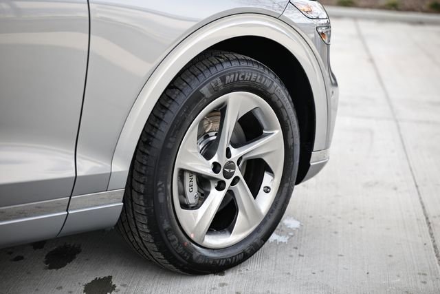 New 2026 Genesis GV70 2.5T Advanced image 5