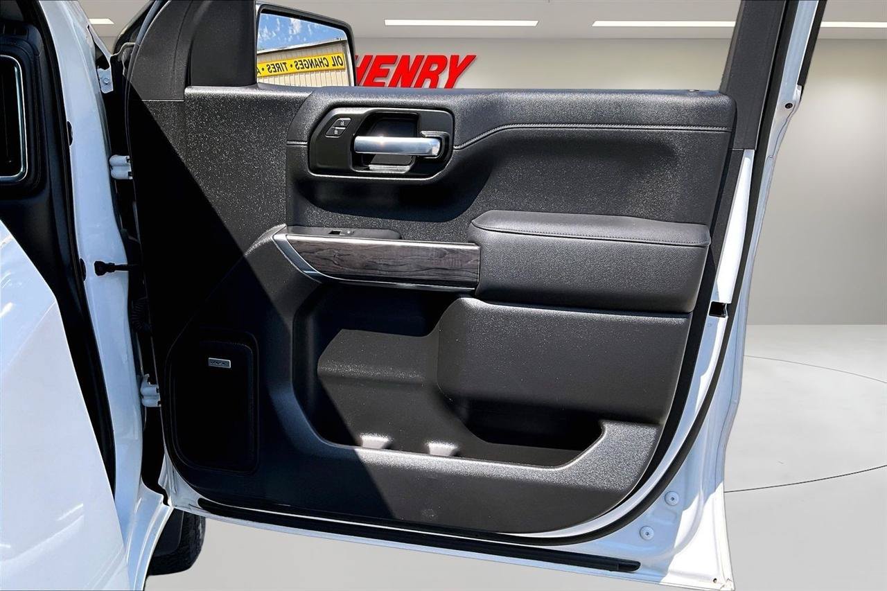 Used 2021 Chevrolet Silverado 1500 LTZ w/ Safety Package II AWD/4WD image 29