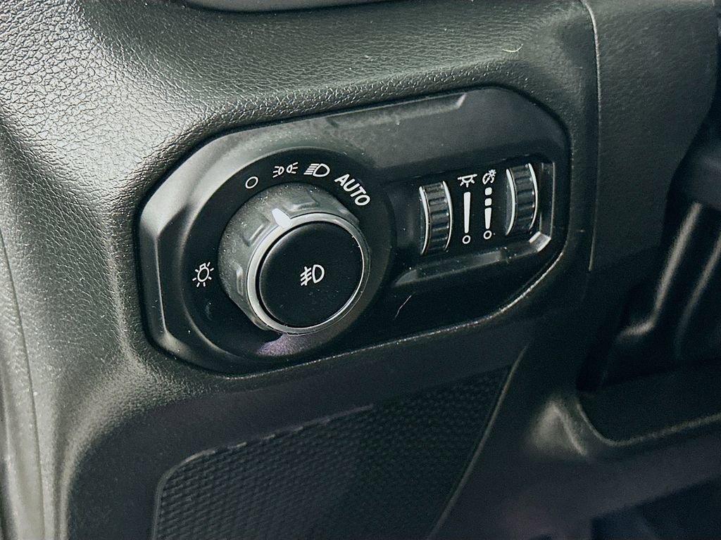 Certified 2022 Jeep Wrangler Sport S image 18