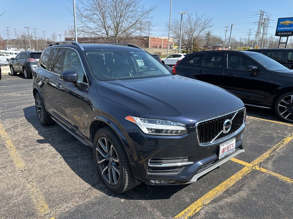 Used 2017 Volvo XC90 T6 Momentum w/ Momentum Plus Package image 2