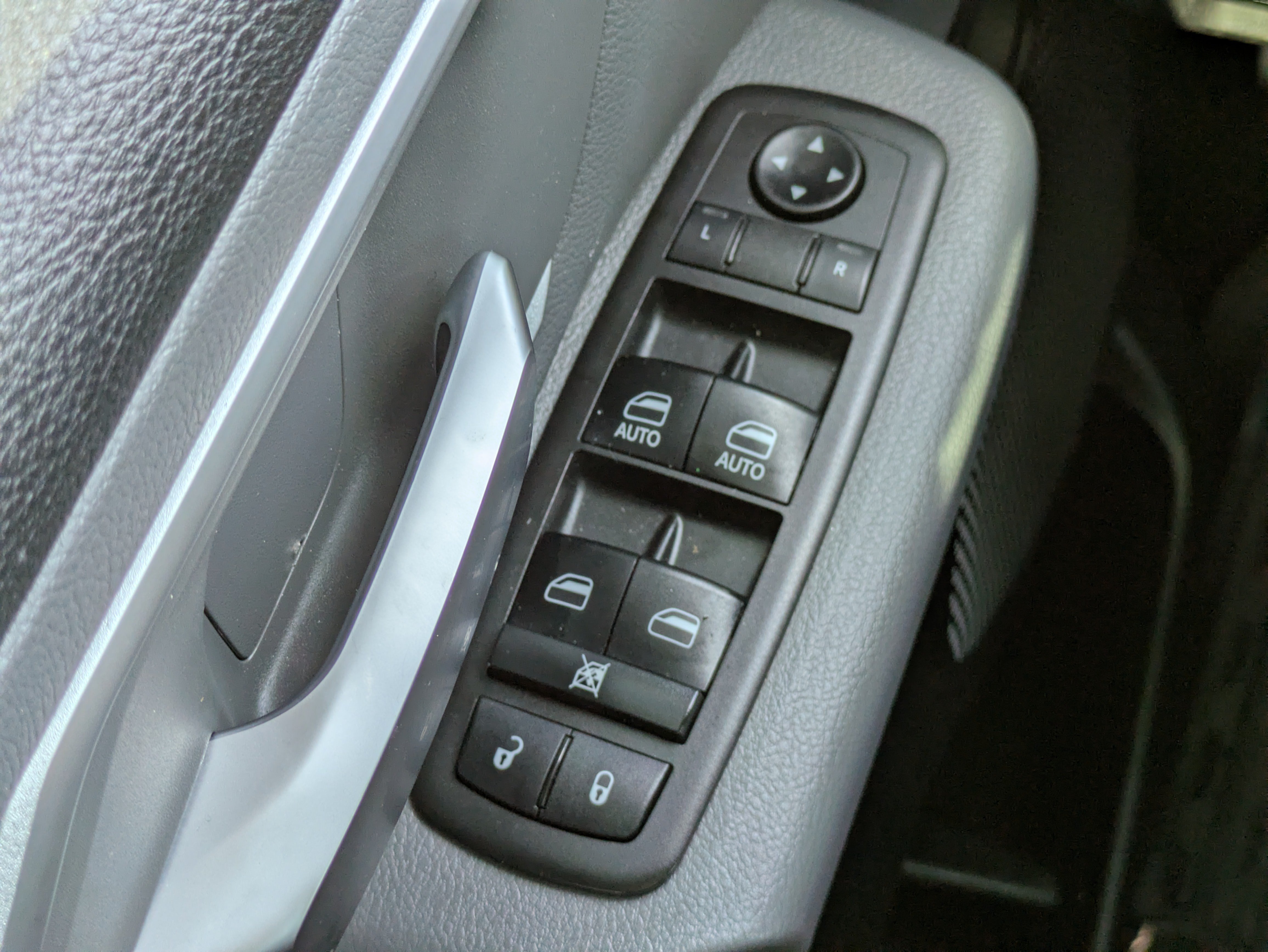 Used 2021 RAM 1500 Big Horn RWD image 21