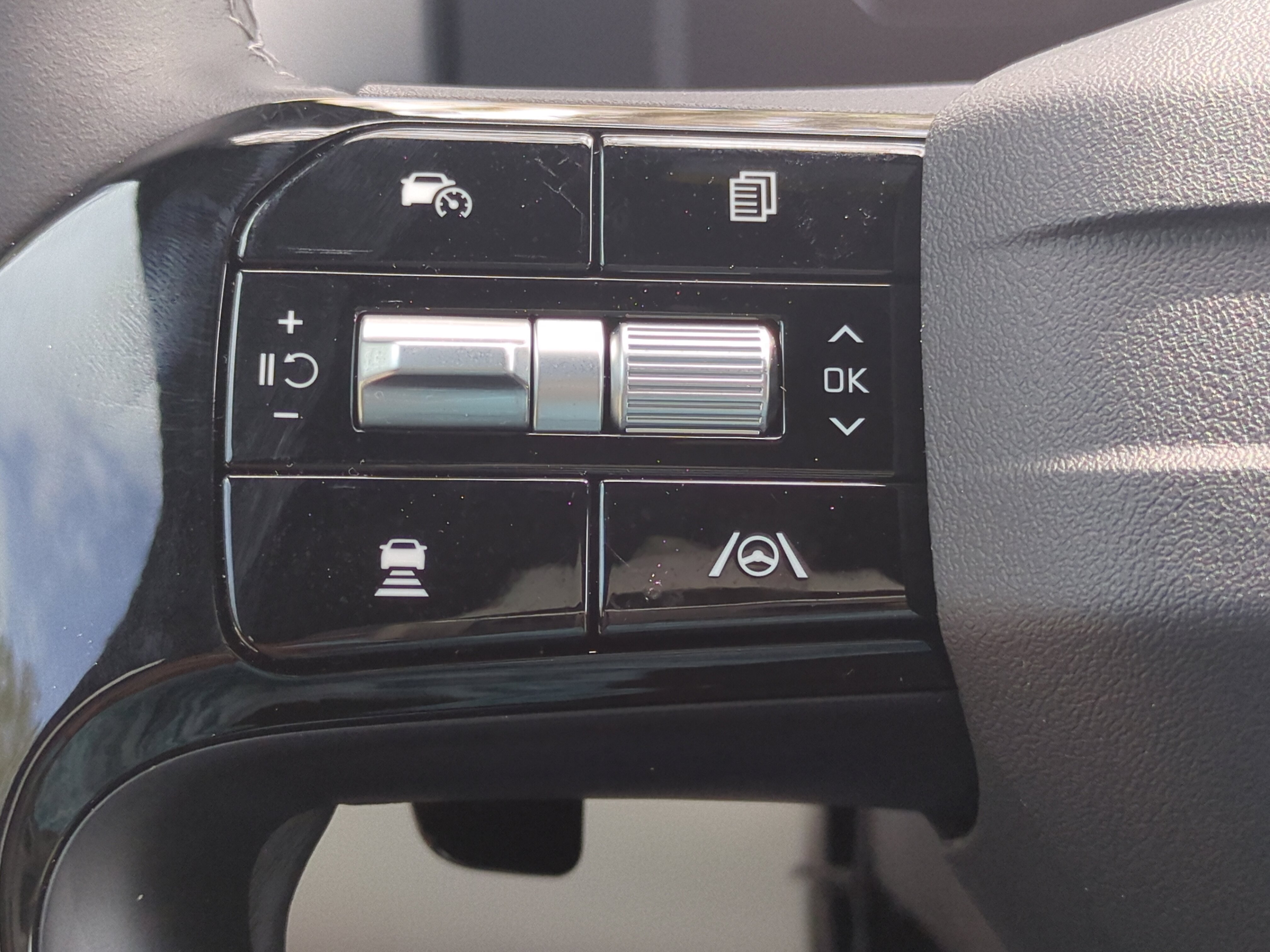 New 2026 Kia Sorento SX Prestige image 23