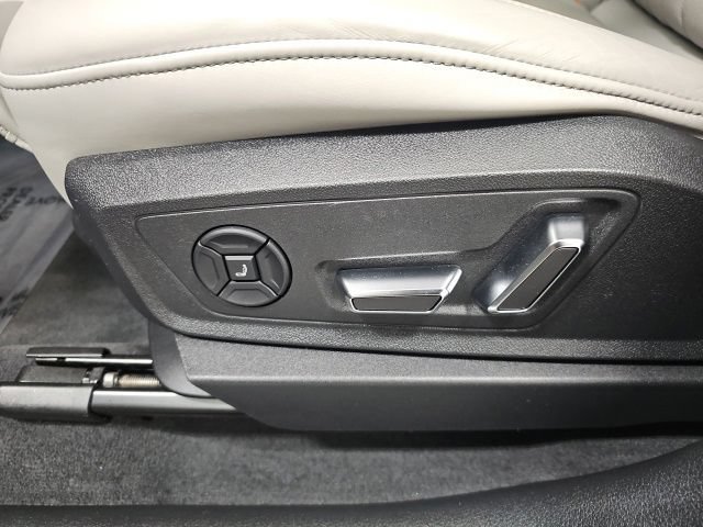 Used 2024 Audi Q8 e-tron Prestige w/ Prestige Package AWD/4WD image 16