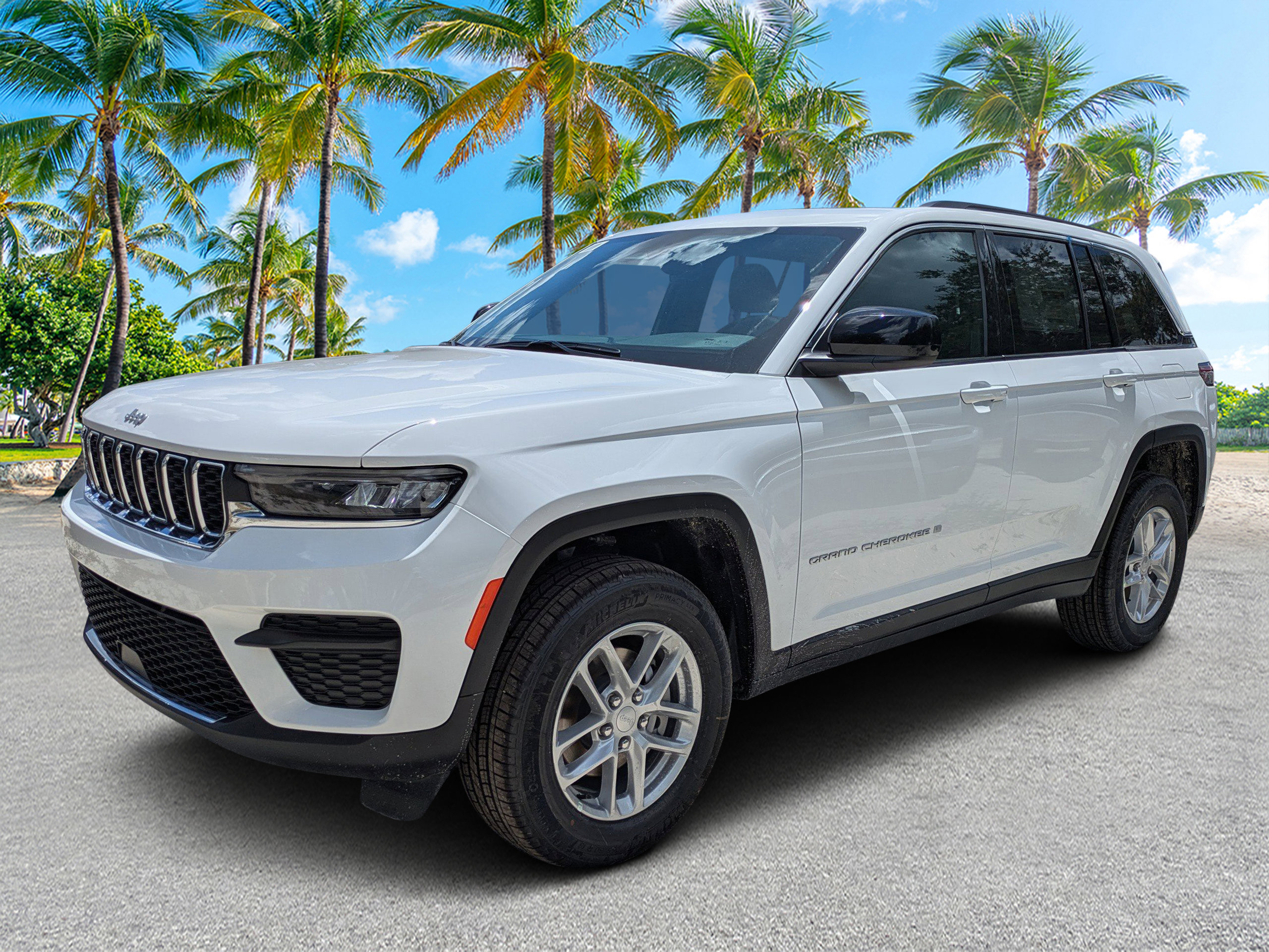 New 2026 Jeep Grand Cherokee Laredo X RWD image 7