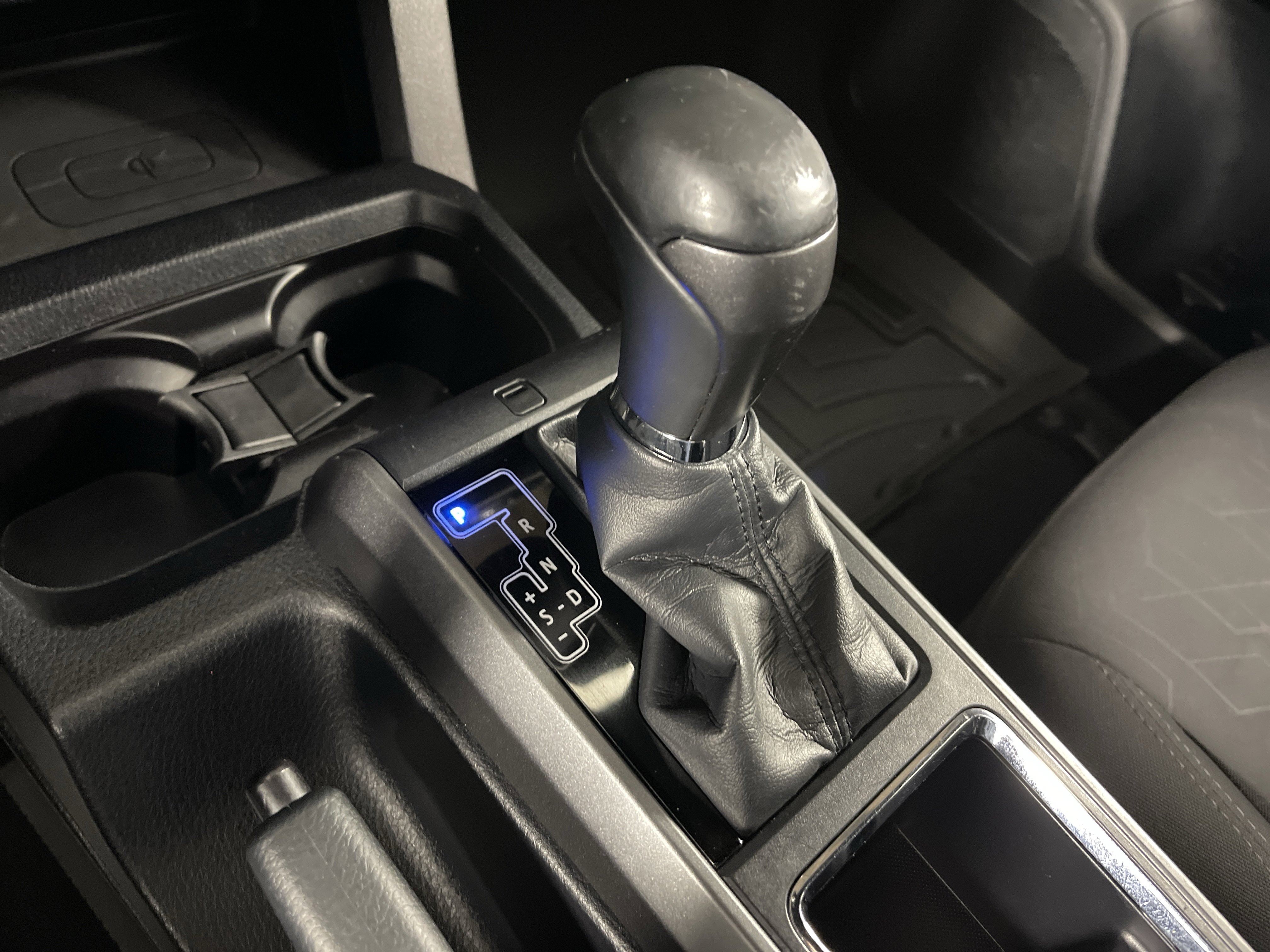 Used 2016 Toyota Tacoma TRD Off-Road image 27