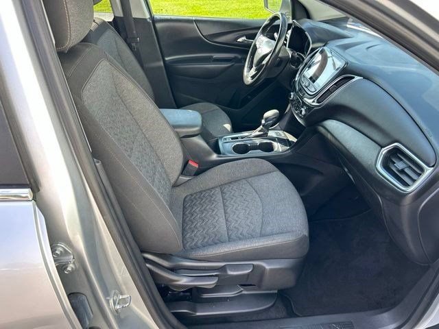 Used 2022 Chevrolet Equinox LT AWD/4WD image 48
