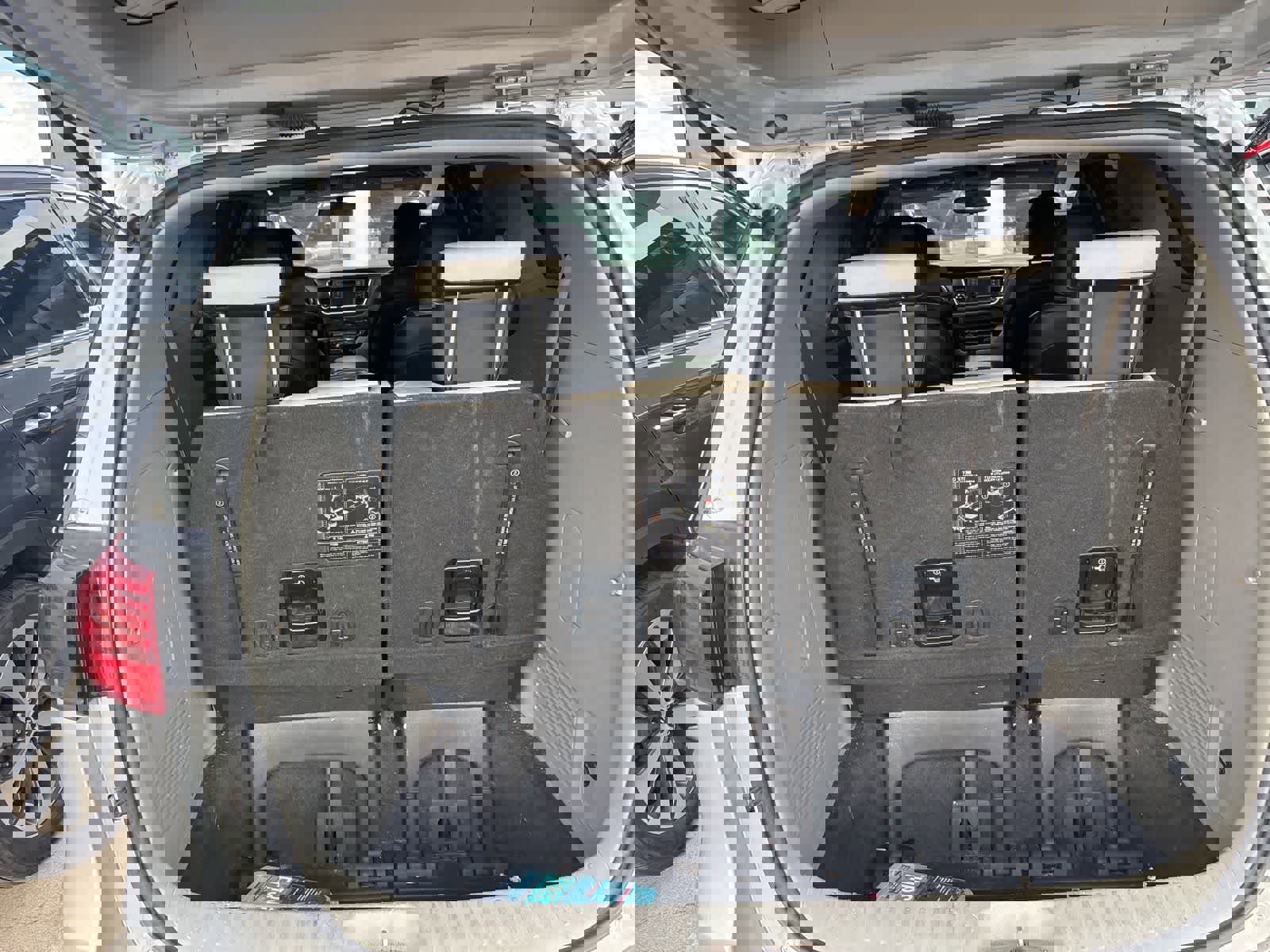 Used 2019 Kia Sedona EX image 9