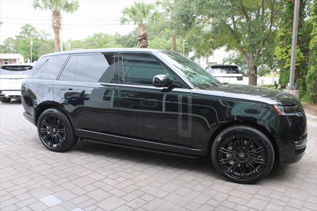 New 2025 Land Rover Range Rover Long Wheelbase SE image 3