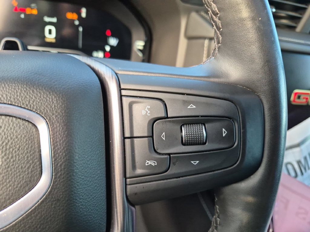 Used 2024 GMC Yukon XL Denali Ultimate AWD/4WD image 16