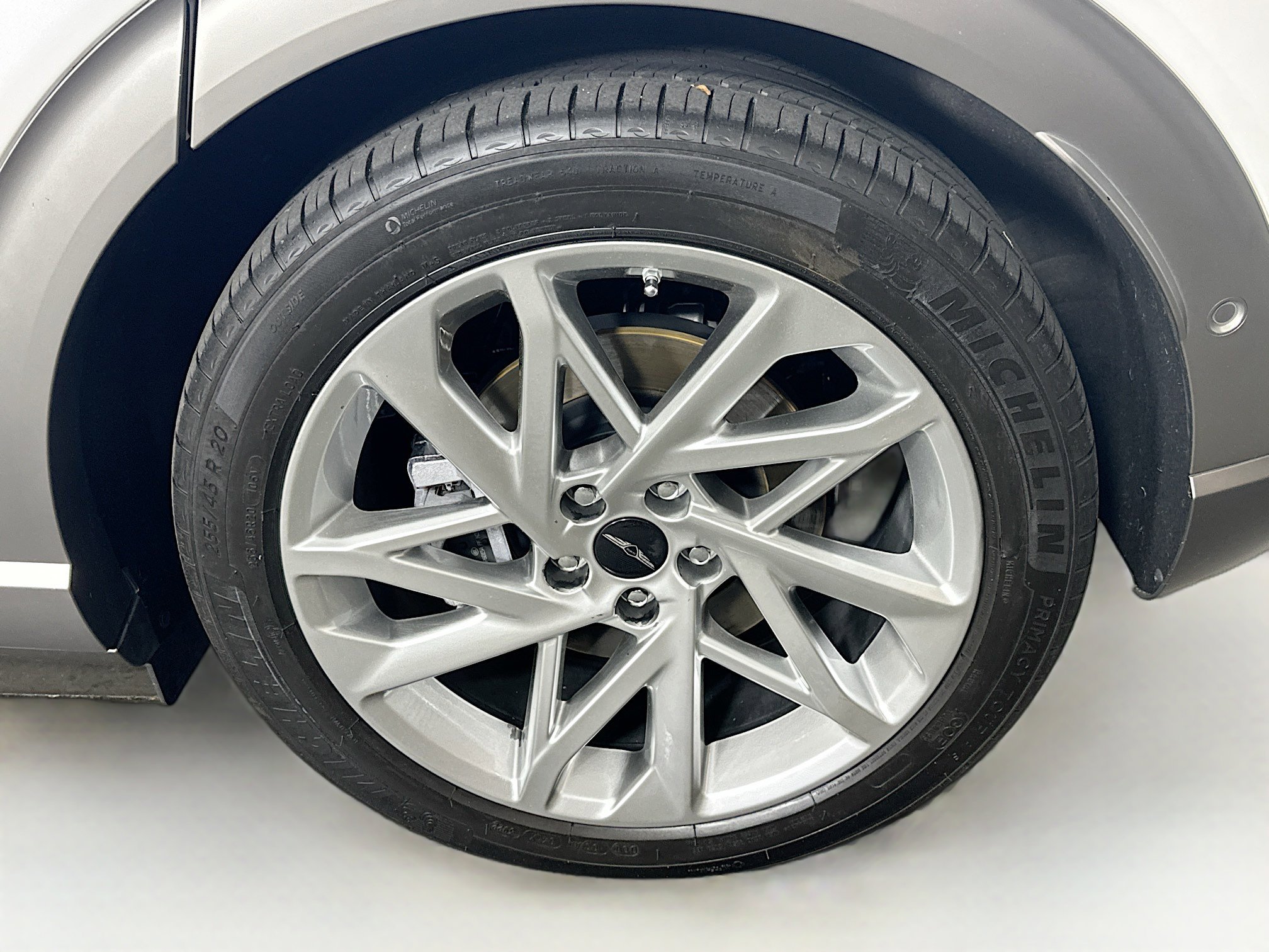 Used 2023 Genesis GV60 Advanced AWD/4WD image 11